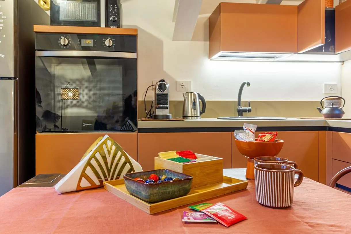 Apartment Casapoesia A Palazzo Pallavicini Bologna Italy